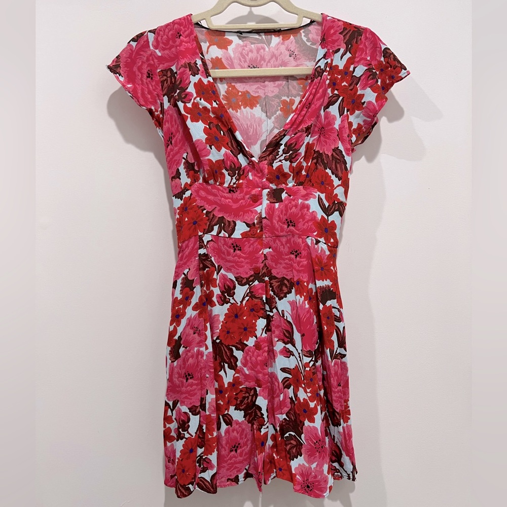 Zara dress printed floral mini flowy elastic waist above knee dress size xs